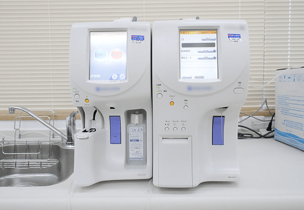 全自動血球計数器・臨床化学分析装置