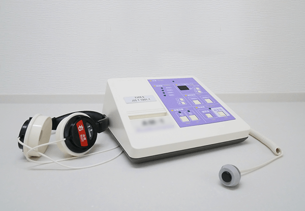聴覚検査機器